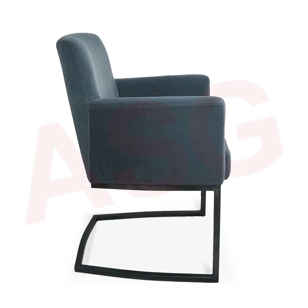 Avery Chair